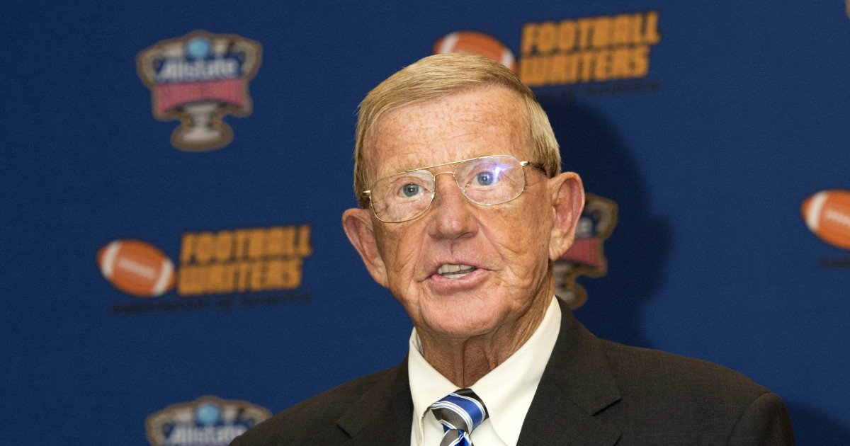 Fans Fume Over 'Classless' Joke Targeting Late Coaching Legend Lou Holtz