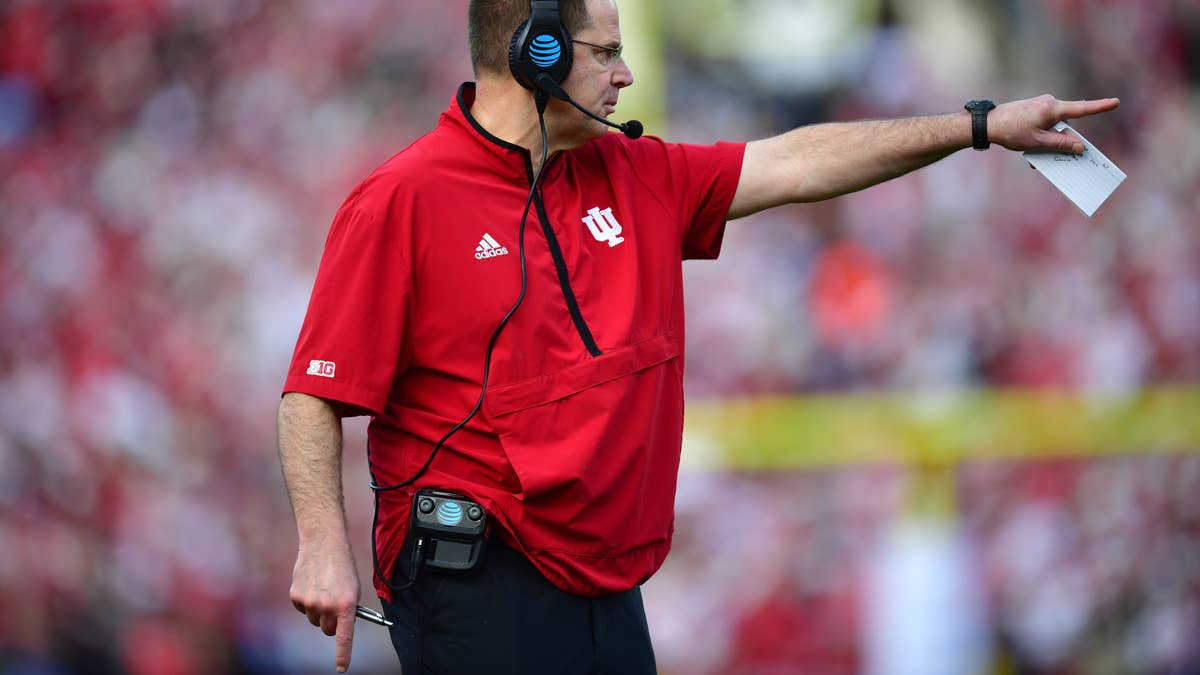 Fans Push for SEC vs. Big Ten Challenge to Fix College Football's Dull Openers