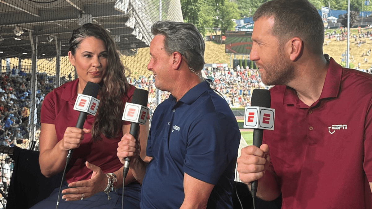 Fans Rally to Keep Karl Ravech as the Permanent Voice of the Little League World Series