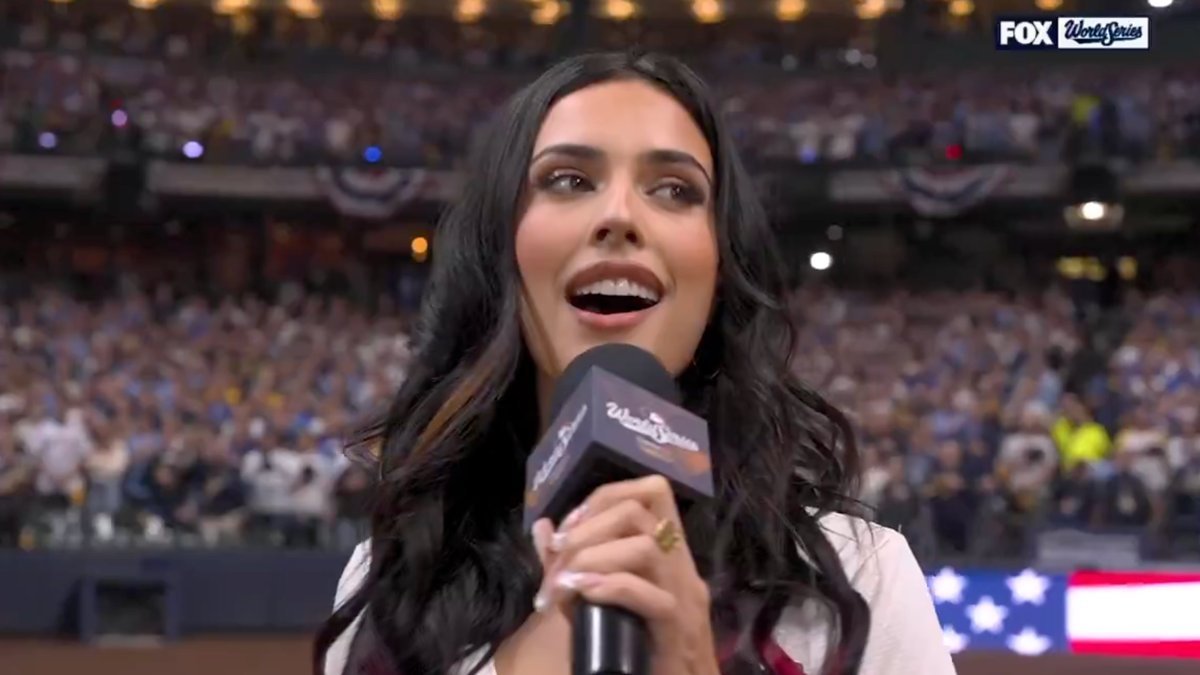 Fans Unanimously Impressed by Game 2's National Anthem Performance