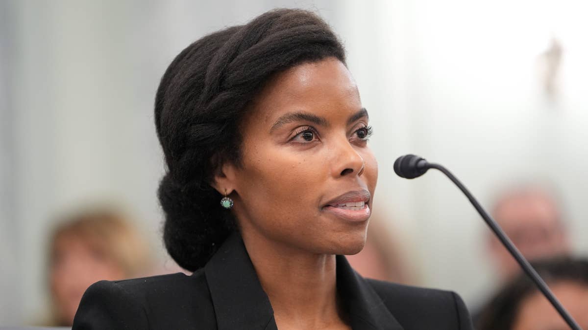 FCC Commissioner Champions Fans' Fury Over Sports Streaming Chaos