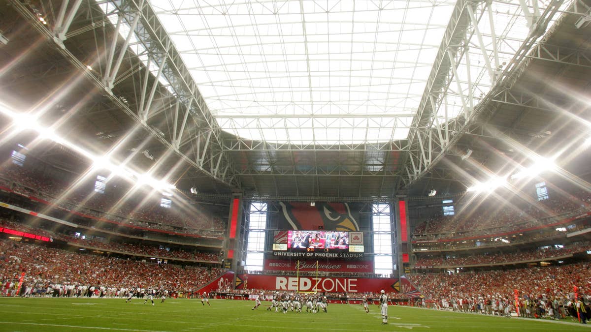 Football World Mourns Beloved 'Coach Mac': Tributes Flood In for Former NFL Leader