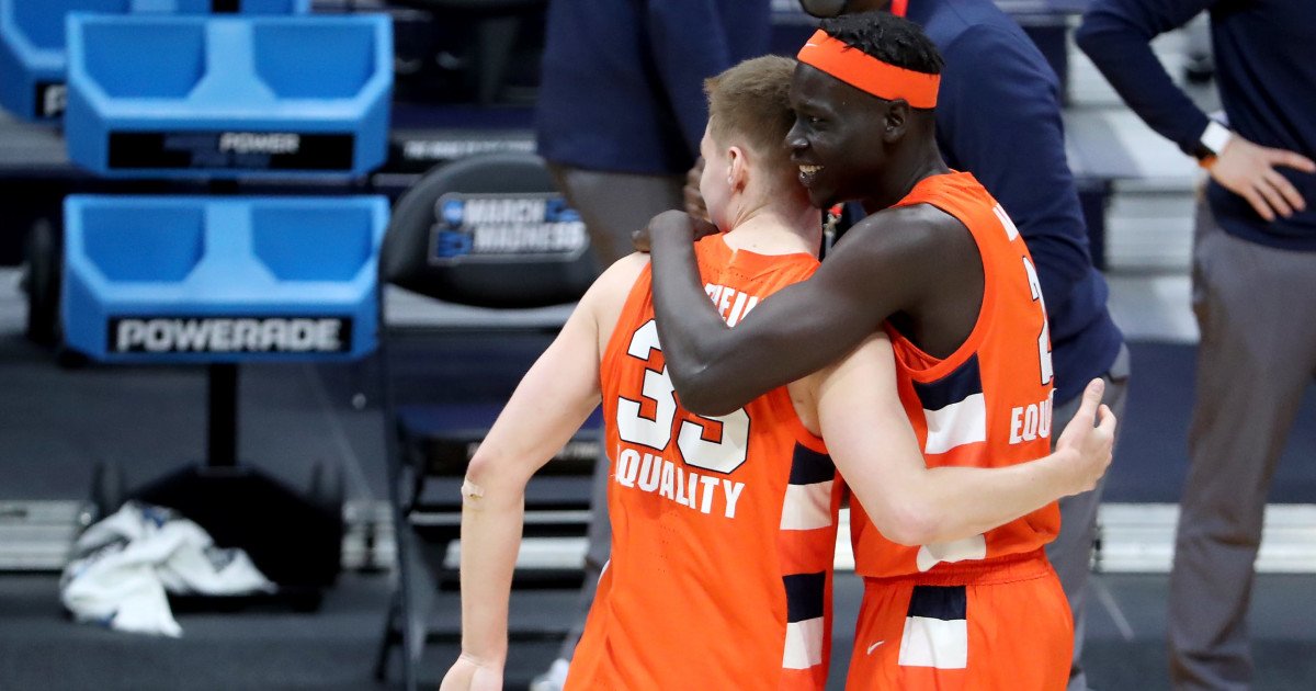 Former Syracuse Hoops Player Chooses Deportation, Vows Never to Return to U.S.