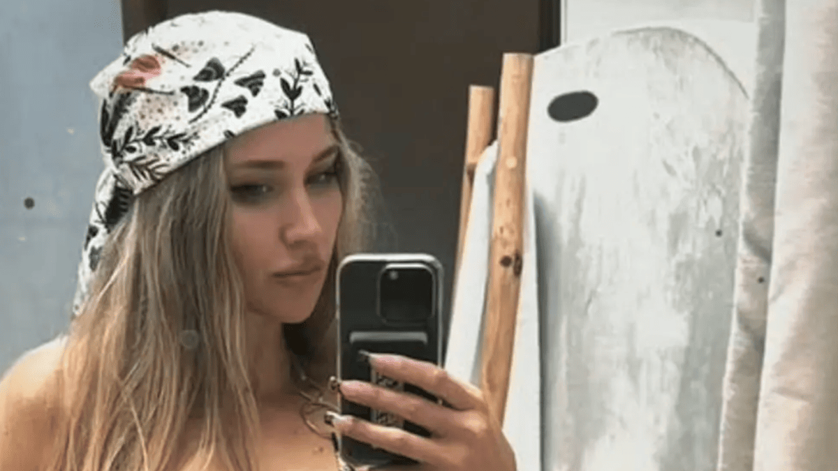 From Court to Cover: Tennis Star's 16-Year Marriage Ends After Playboy Fame