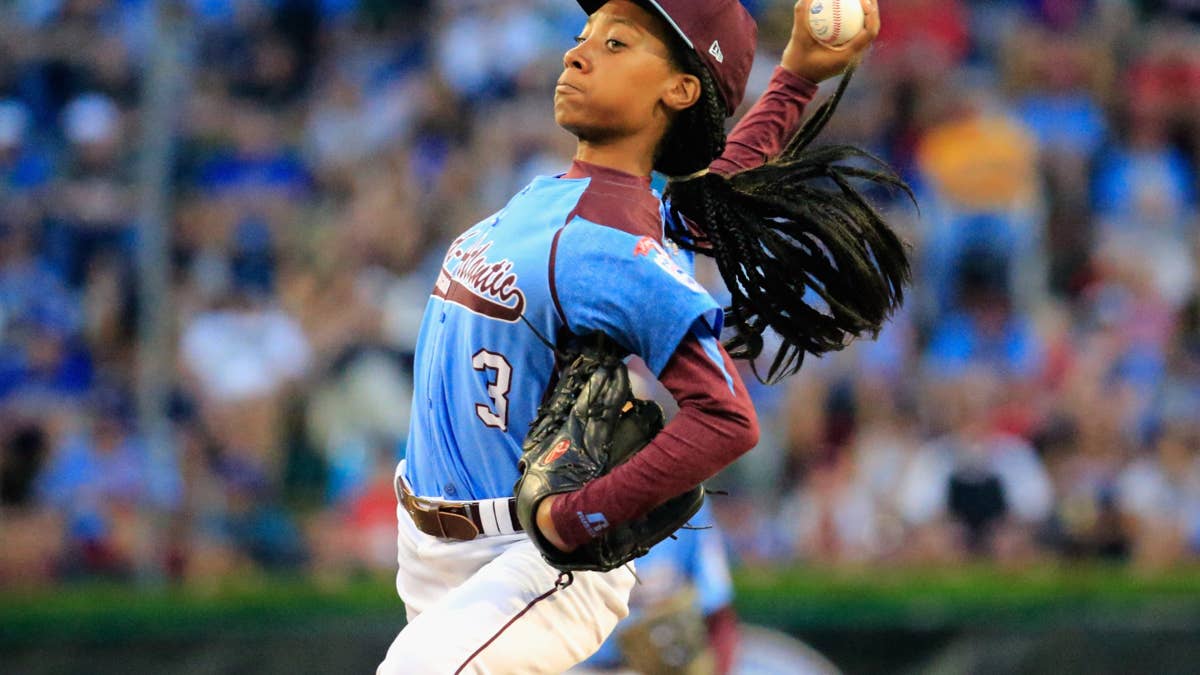 From Little League Legend to Pro: Mo'ne Davis Makes Historic Banana Ball Leap