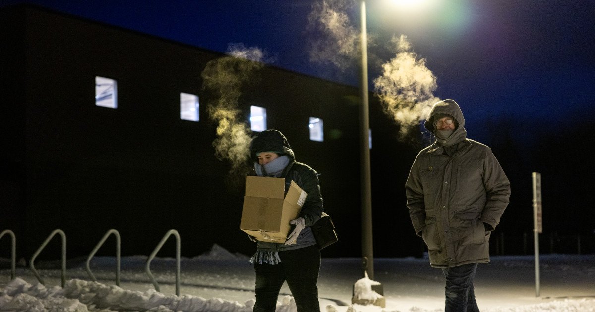 Game Day Chill: Five States Face Frigid Easter Sunday Freeze