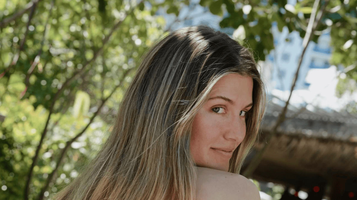 Genie Bouchard Ignites Social Media Storm with Sizzling Miami Swimsuit Photos