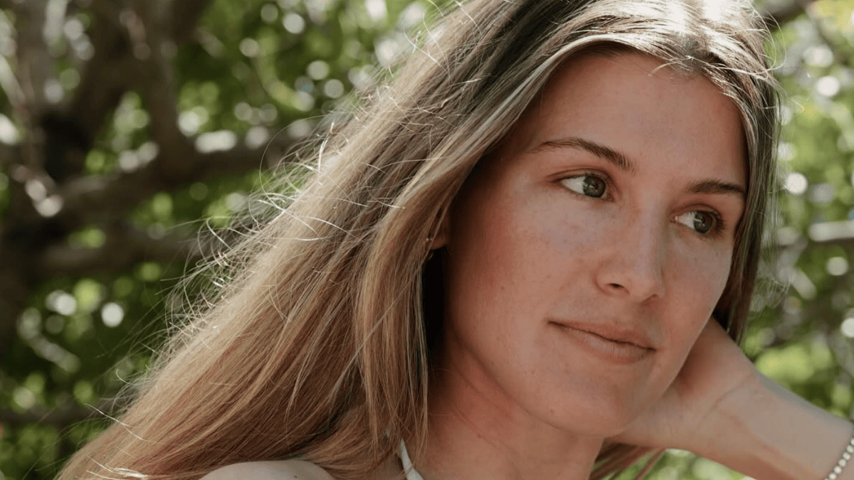 Genie Bouchard's Black-and-White Bikini Photo Has Fans Losing It Online