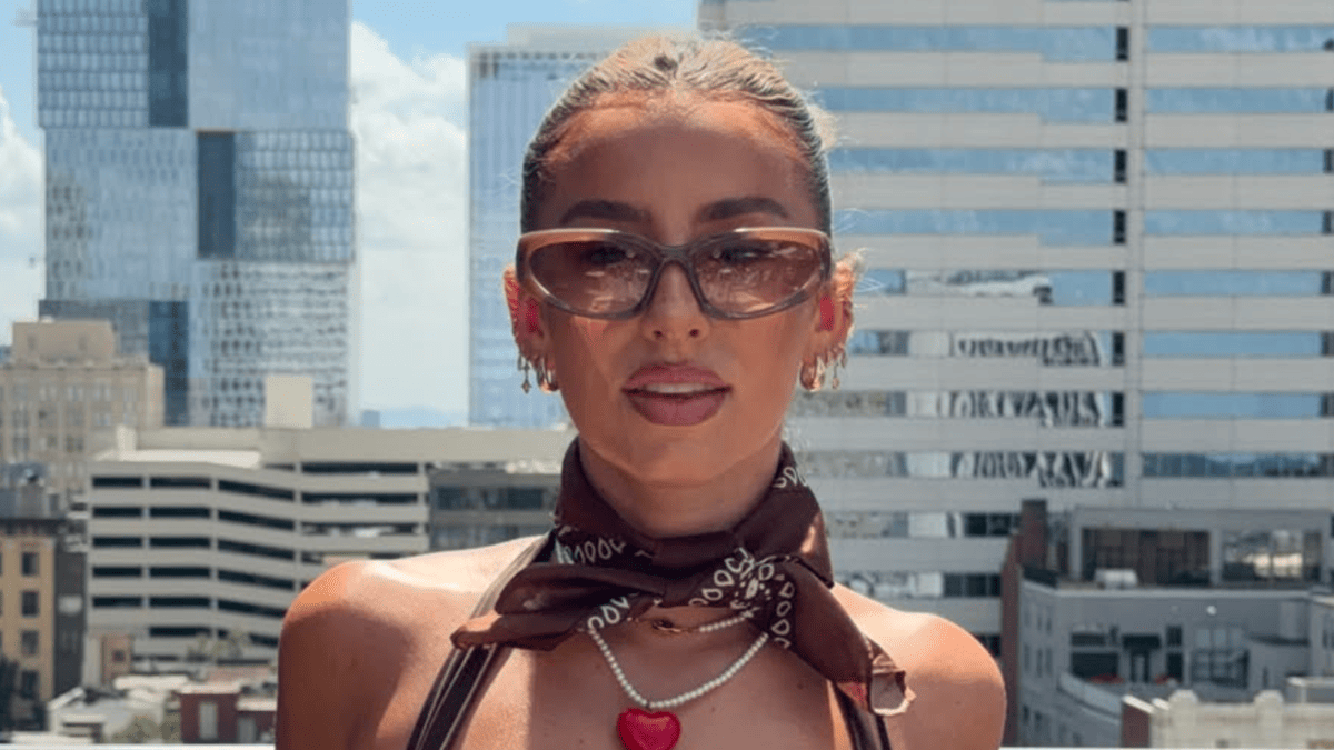 Gia Duddy Turns Up the Heat in Brown Bikini, Fans Beg for Summer to Last Forever