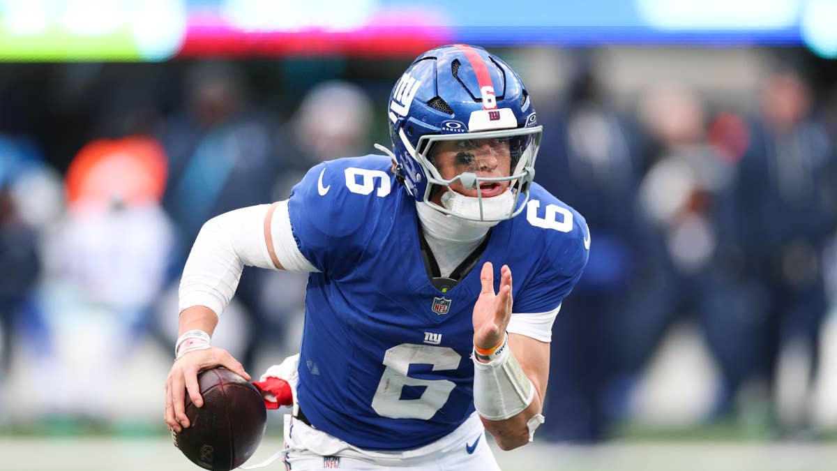 Giants QB Jaxson Dart Faces Fan Fury for Trump Rally Appearance