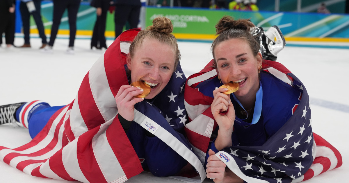 Gold Medalists Pass on White House, Get Vegas Invite from Flavor Flav