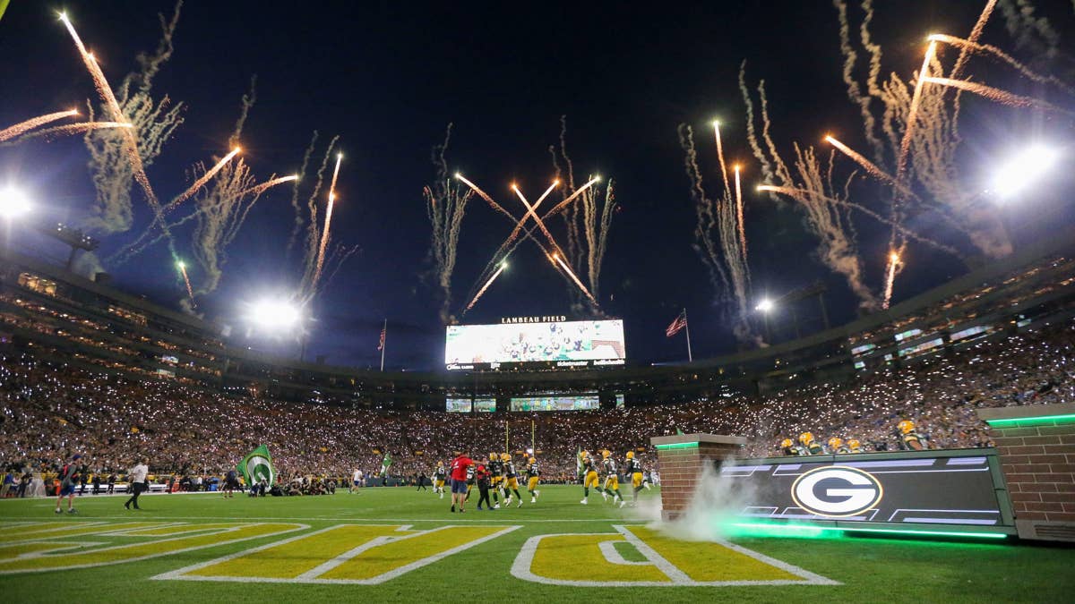 Green Bay Faithful Cheer as Packers Cut Ties with Struggling Kicker McManus