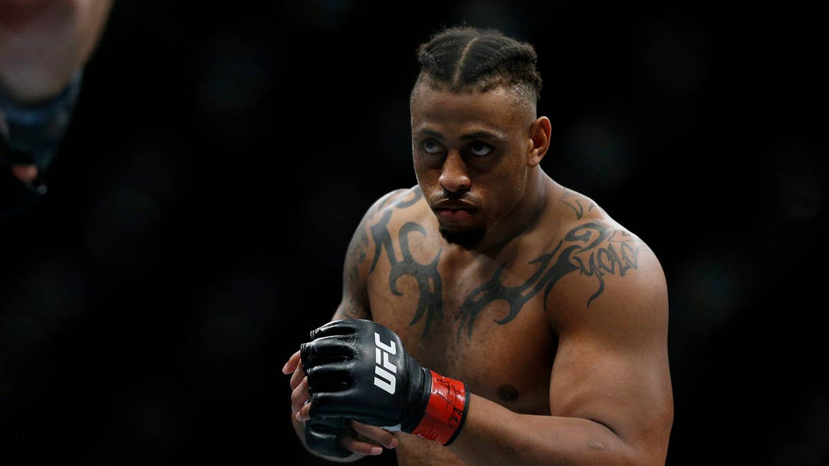 Greg Hardy Suffers Crushing Knockout Despite 50-Pound Weight Advantage