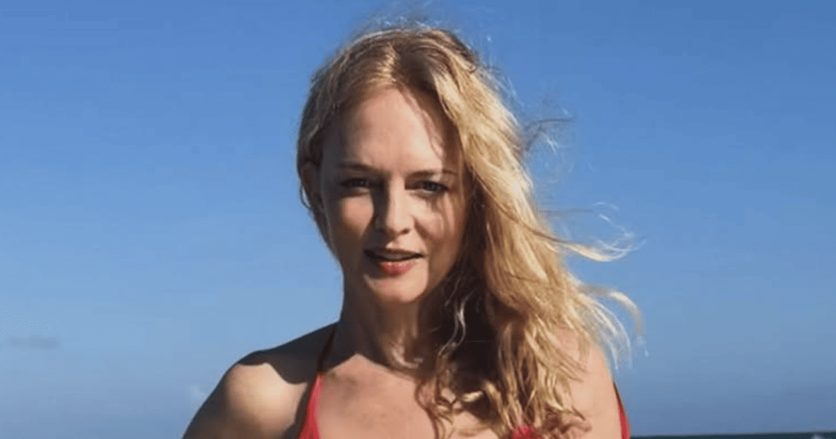 Heather Graham's Red Swimsuit Photo at 56 Proves Timeless Glamour
