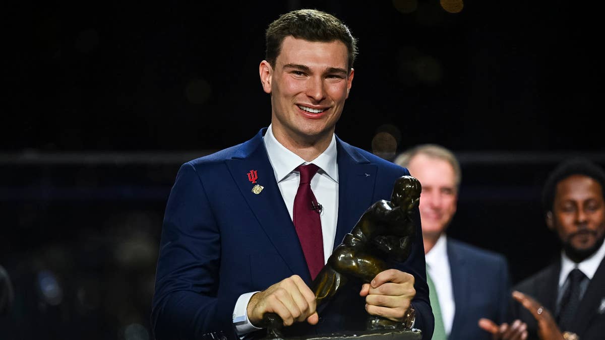 Heisman Winners Sound Alarm Over Playoff Expansion's Threat to Trophy's Prestige