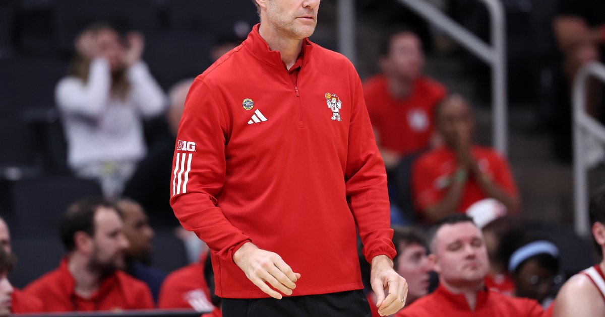 Hoiberg Takes Full Blame for Nebraska's Defensive Gaffe That Ended Tournament Run