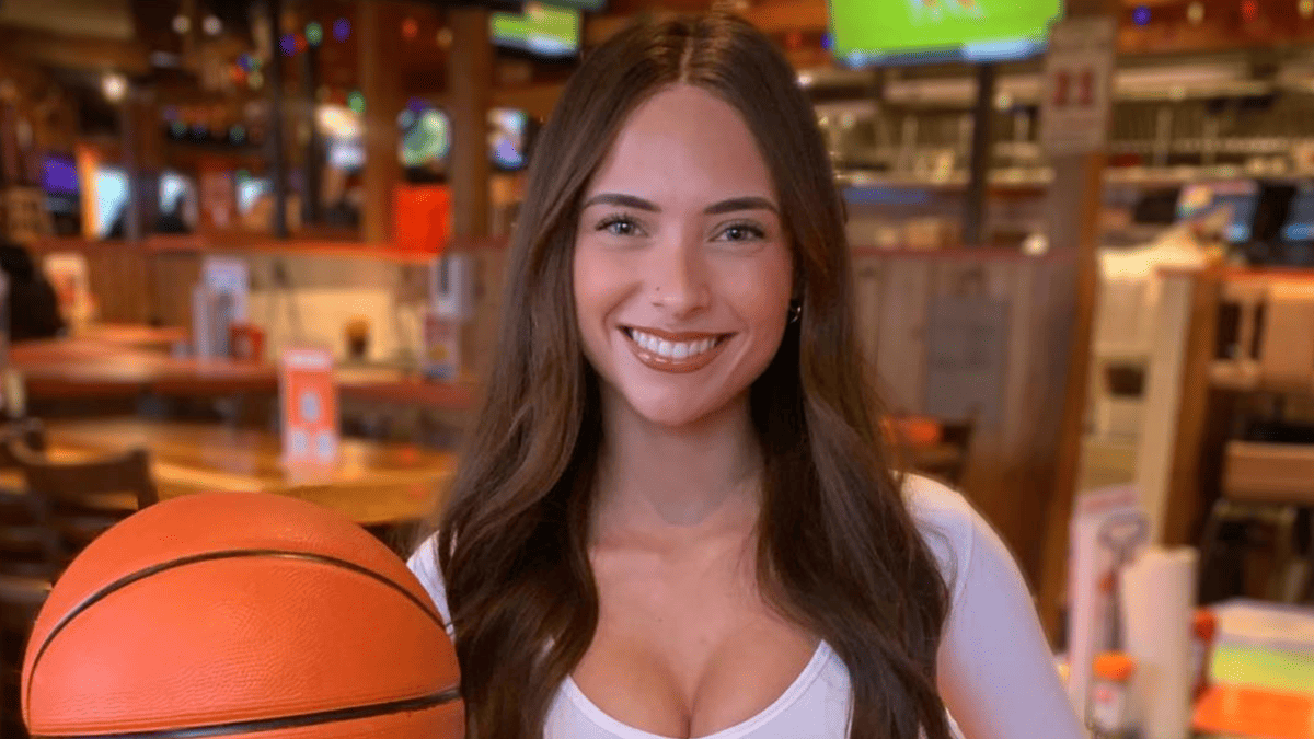 Hooters Shuts Down All Locations in Four States as Challenges Mount