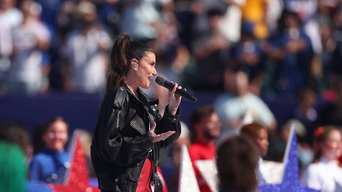 Idina Menzel's July 4th National Anthem at World Cup Wins Over U.S. Fans