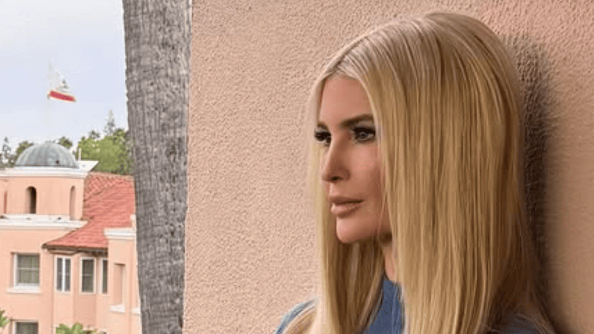 Ivanka Trump's Yoga Pants Photo Sparks Summer Frenzy at 44