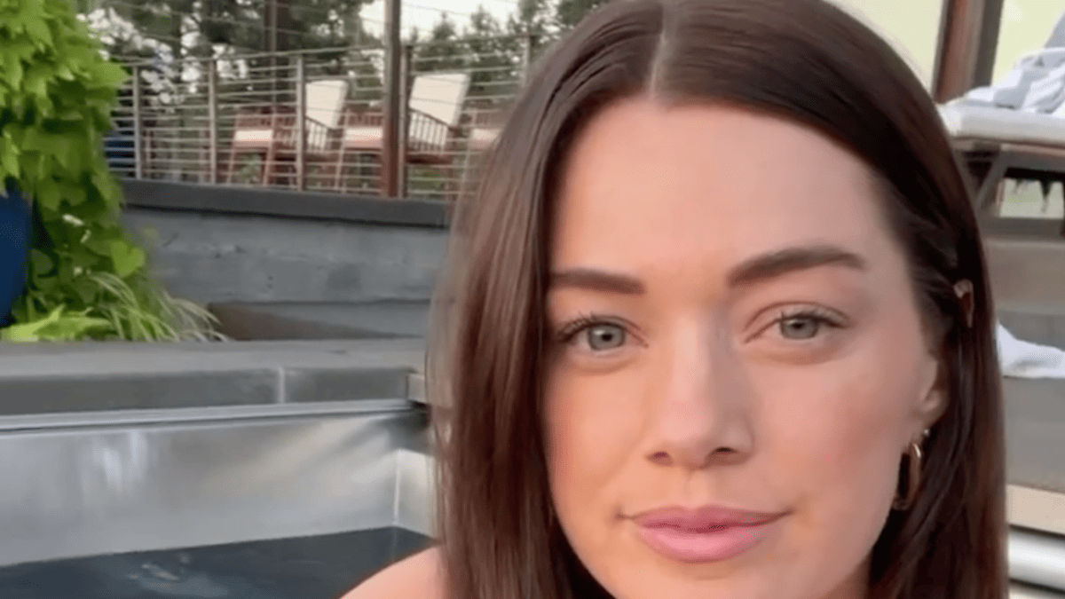 J.J. Watt's Wife Kealia Ohai Stuns Fans with Sizzling Swimsuit Snap