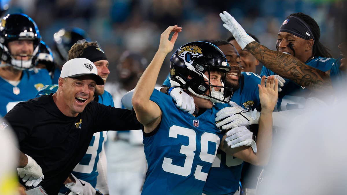 Jaguars Kicker Cam Little Trolls Eagles Fans After Last-Second Stunner