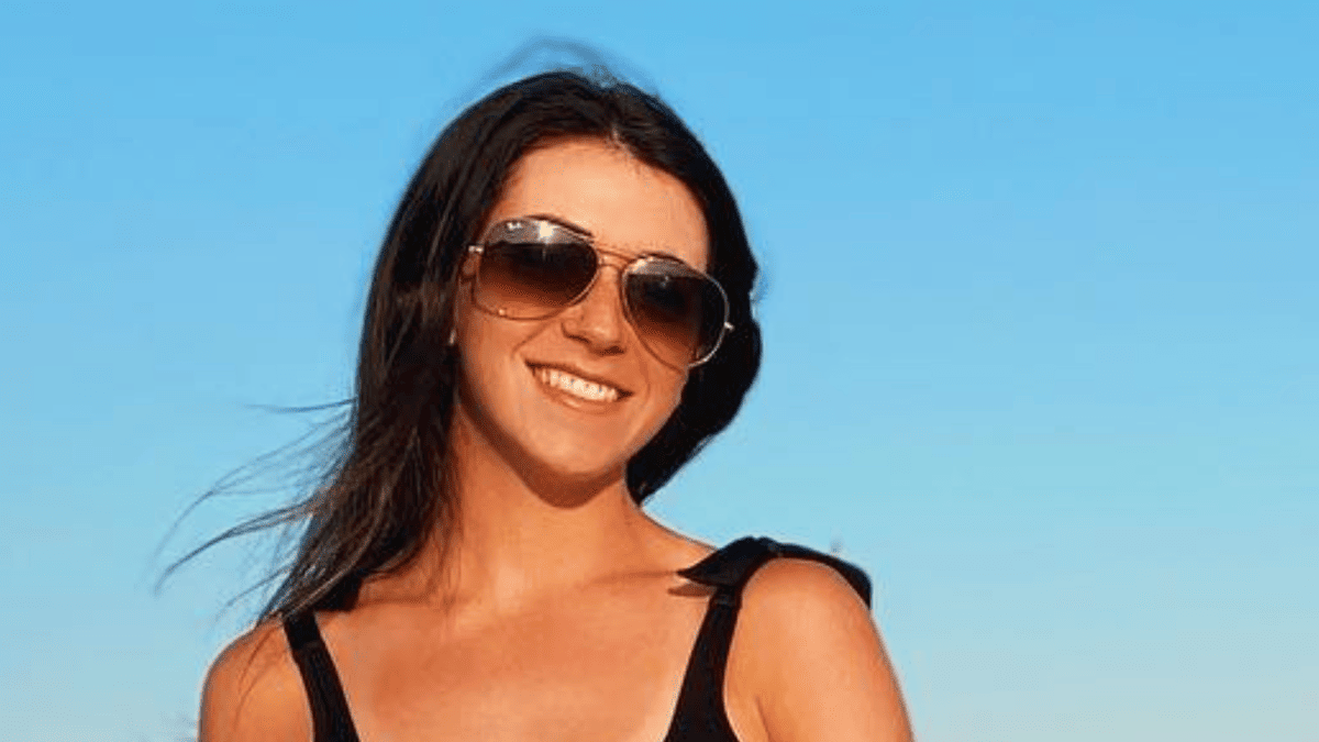 Jalen Brunson's Wife Ali Drops Jaw-Dropping Swimsuit Photo Amid Knicks' Title Run