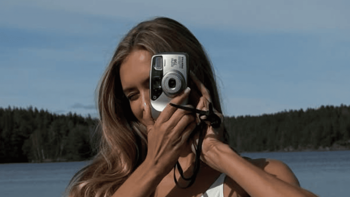 Jannik Sinner's Girlfriend Turns Heads in Dazzling White Swimsuit Photo