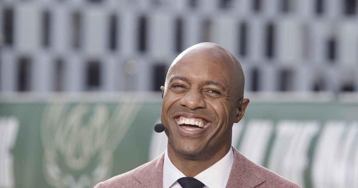 Jay Williams Blasts Kevin Durant's 'Racist, Victimhood' Stance on AAU Critique