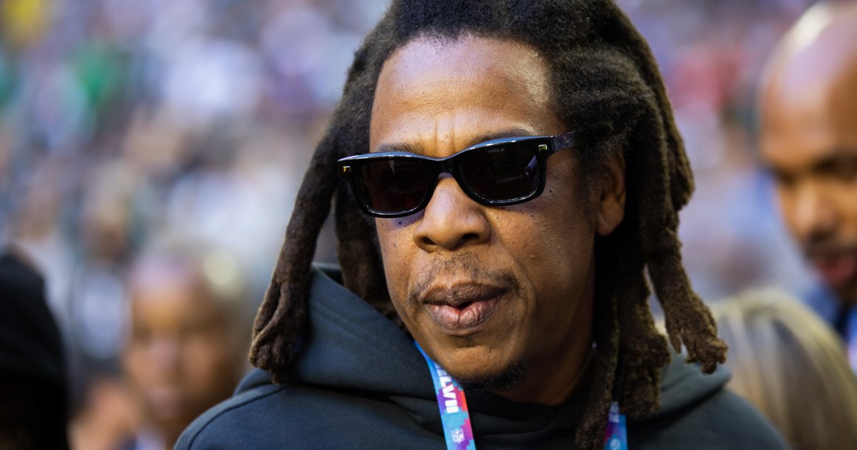 Jay-Z Shuts Down Super Bowl Halftime Conspiracy Theories: "I'm Hov!"
