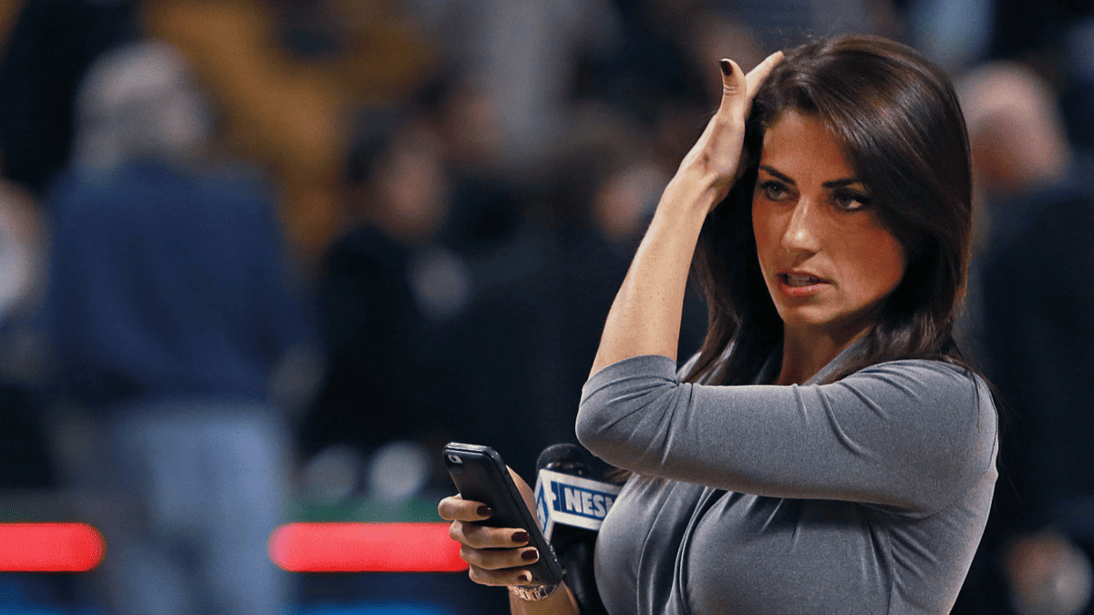 Jenny Dell's Fans Go Wild Over Her Latest Swimsuit Snap from Florida Getaway