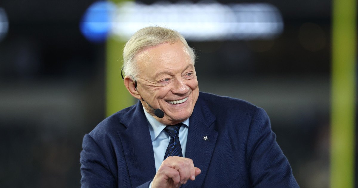 Jerry Jones Declares Cowboys Defense 'Nowhere to Go But Up' After Major Overhaul