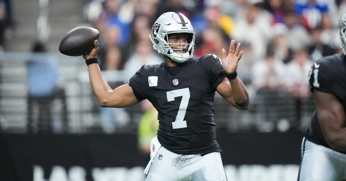 Jets Eye Carson Wentz for QB2 Role, Geno Smith Trade Just the Start