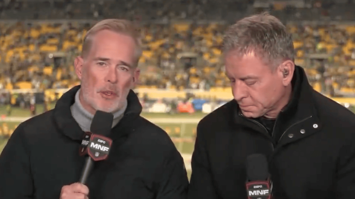 Joe Buck Reveals His Game Plan for Hosting ESPN's 'Jeopardy!' Spinoff