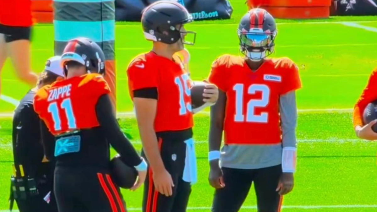 Joe Flacco Rips Shedeur Sanders' Visor: 'You Look Like an Idiot'
