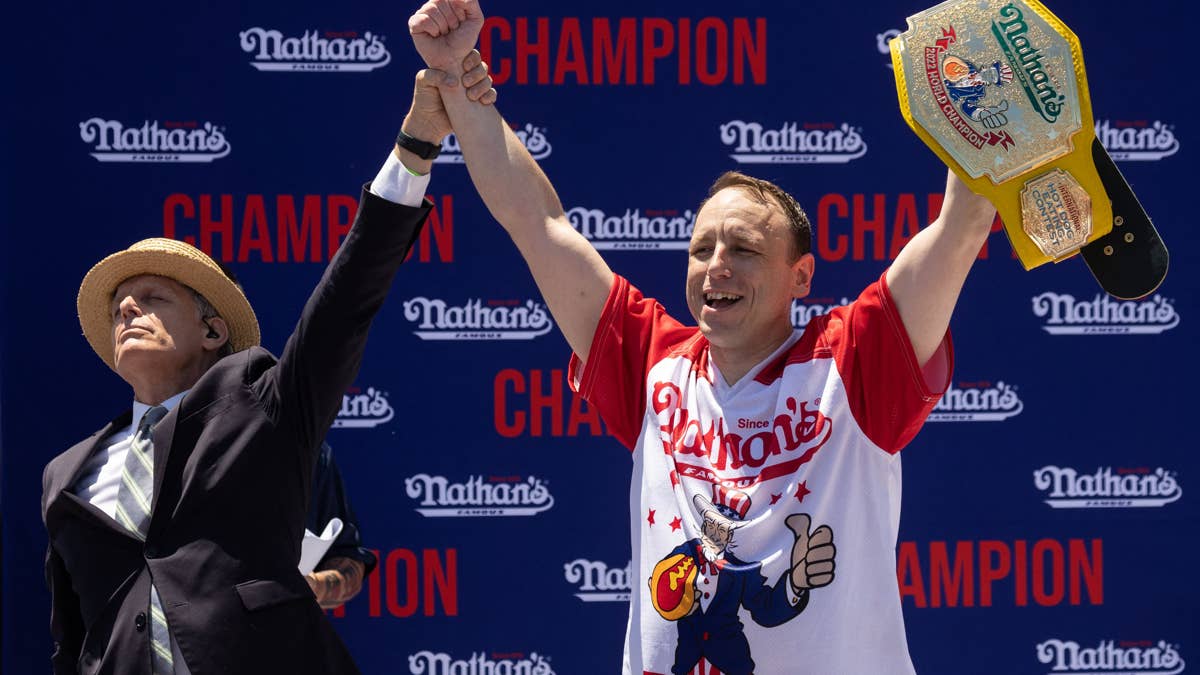 Joey Chestnut Cleared by Major League Eating After Battery Case