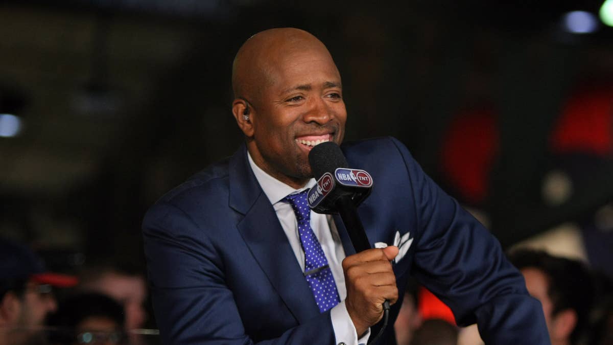 Kenny Smith Marries Croatian Influencer in Third Trip Down the Aisle