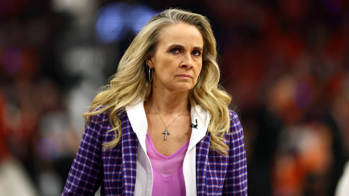 Knicks Fans Eat Crow After Brunson's Gaffe: Becky Hammon's Take Ages Like Fine Wine