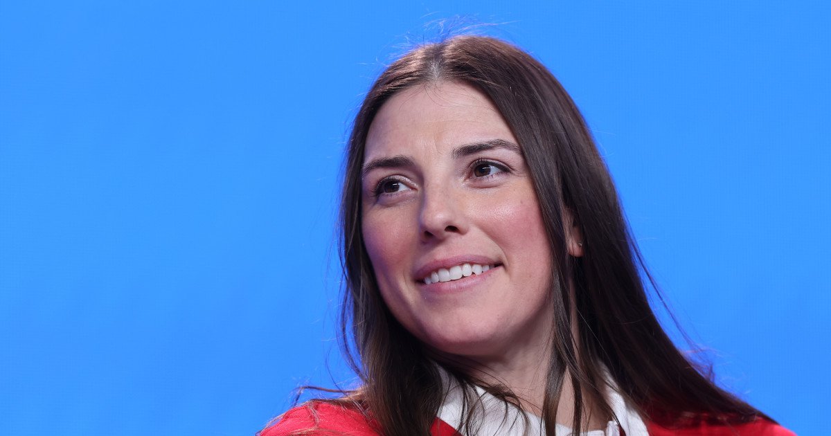 Knight's Call: Olympic Champion Wants Controversy to Fuel Change for Women's Sports