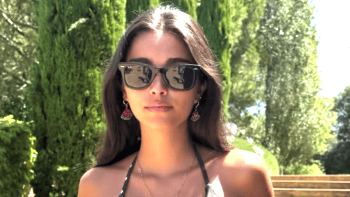 Lamine Yamal's Girlfriend Ines Garcia Steals the Spotlight with Stunning Swimsuit Snap