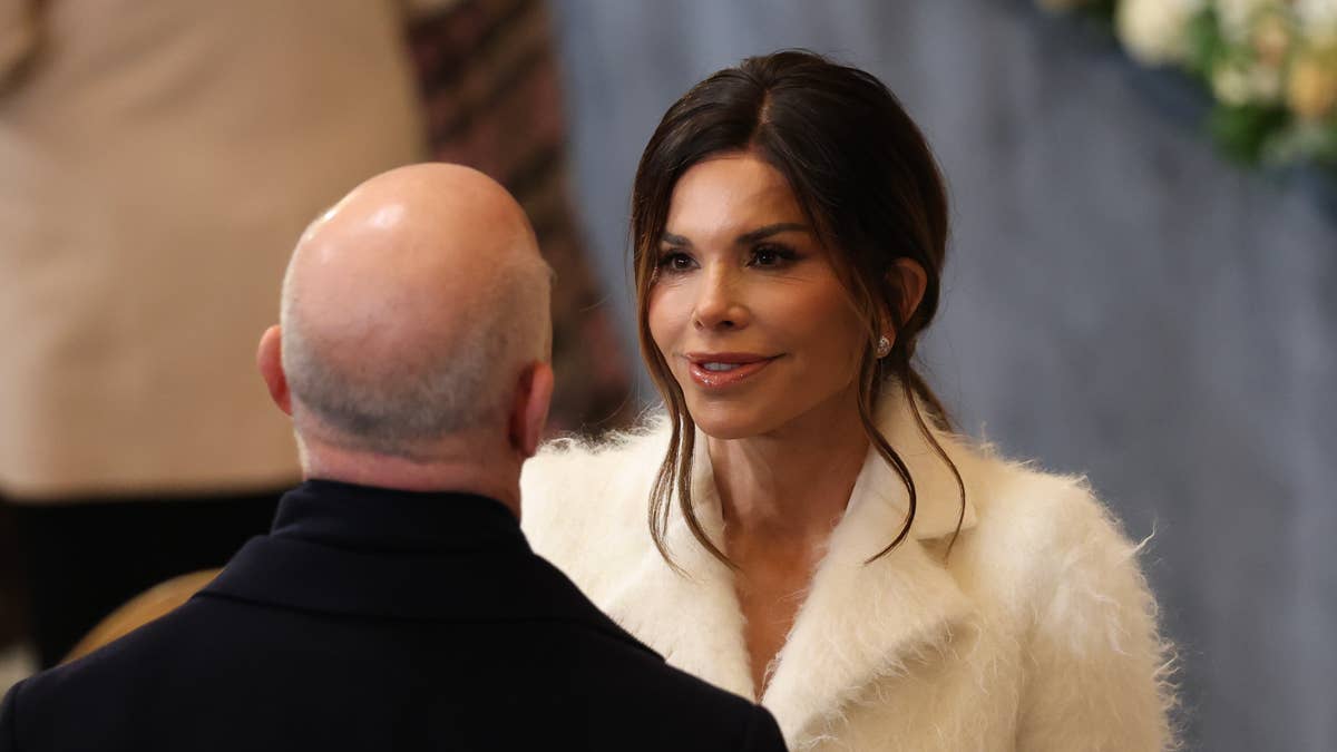 Lauren Sanchez, 56, Turns Heads with White Swimsuit Snapshot from Fiji Dive