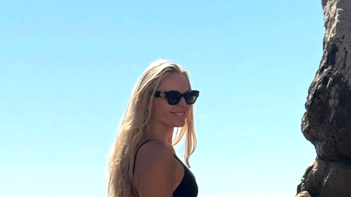 Lindsey Vonn's Cheeky Swimsuit Post Has Fans in a Frenzy