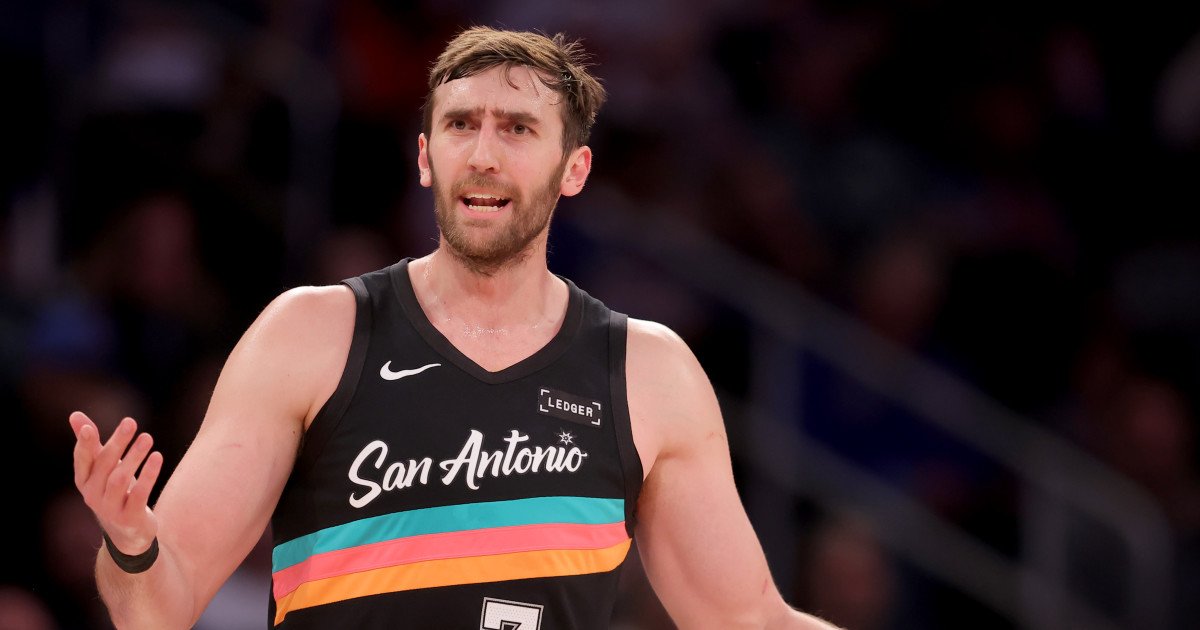 Luke Kornet's Strip Club Night Stance Sparks NBA Culture Clash