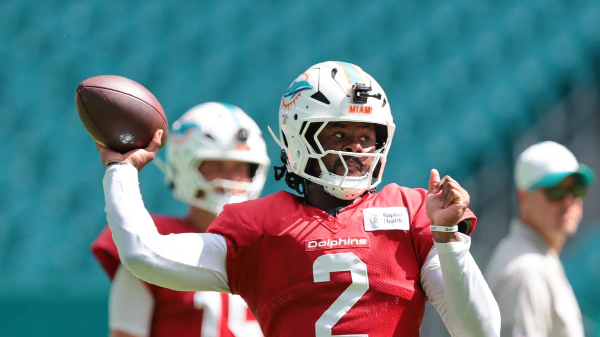 Malik Willis Shines in Dolphins Debut, Earns High Praise from New Coach