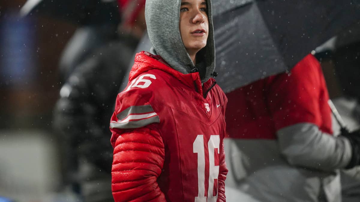 Marshall Manning's Viral Workout Has NFL Fans Already Predicting Tanking Seasons