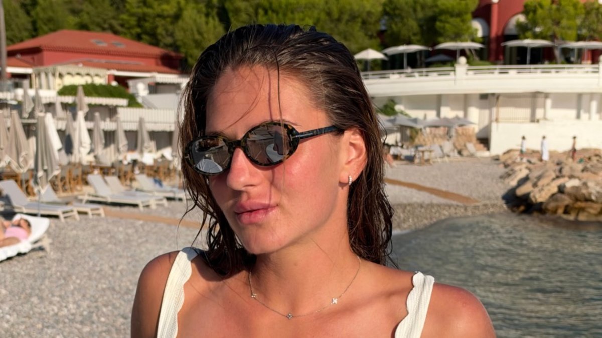 Marta Kostyuk's Tiny White Swimsuit Photo Drives Fans Wild