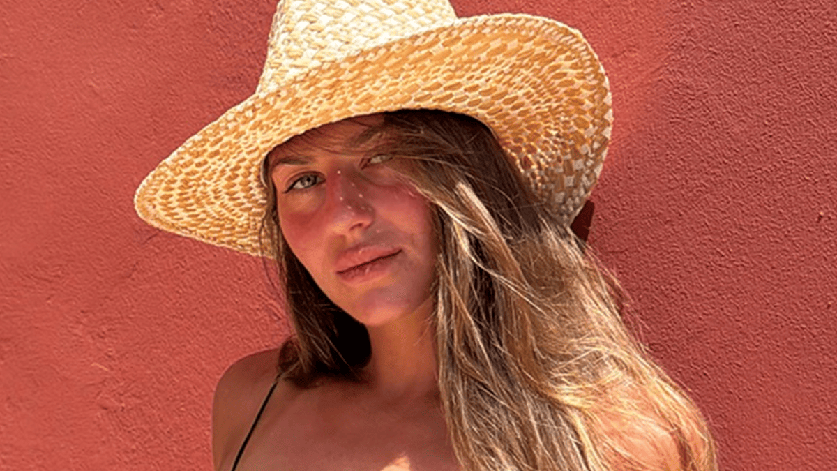 Marta Kostyuk Turns Heads in Tiny Black Swimsuit After Stellar Wimbledon Run