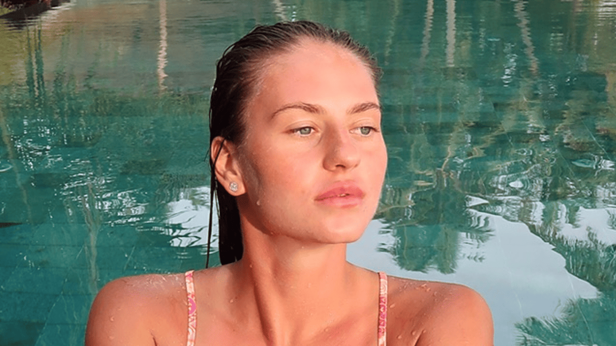 Marta Kostyuk Turns Up the Heat with Sauna Swimsuit Snap