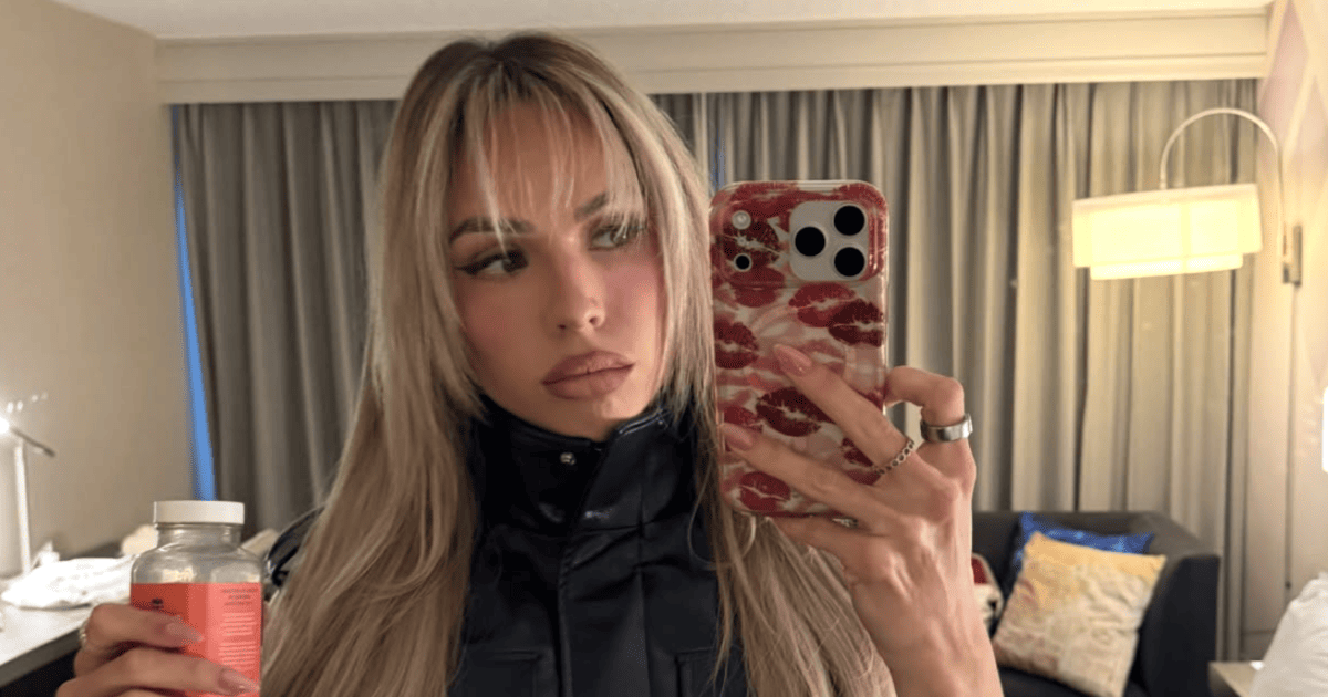 Maxxine Dupri Sizzles with Summer-Ready Swimsuit Snap