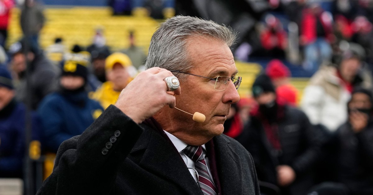 Meyer, Saban Tee Off with Trump and DeSantis for Bipartisan Sports Summit