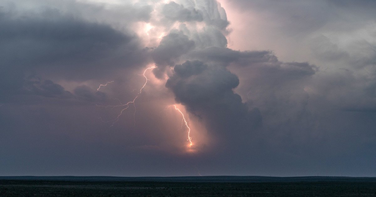 Midwest Sports Face Thursday Disruption as Tornado Threat Targets Three States